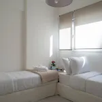 Apartment S64 East Side
