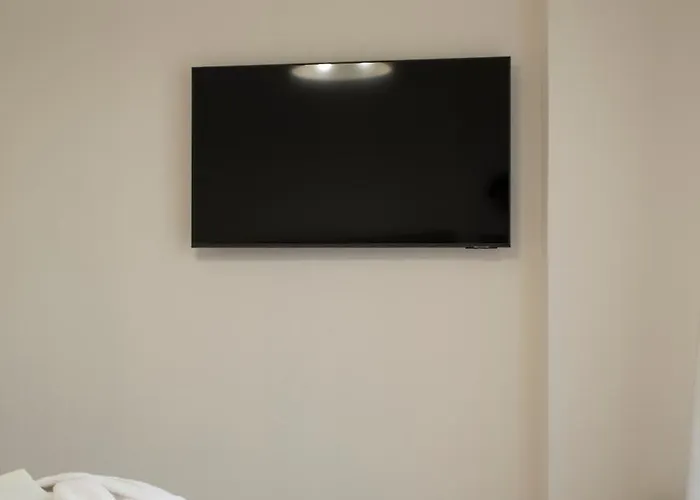 Apartment S64 East Side *